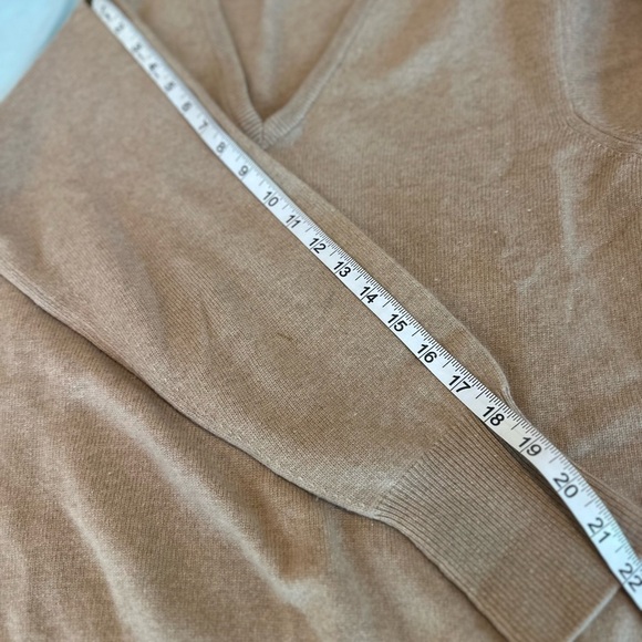 VTG 1950s -70s Mens Trimingham By Bellantyne Tan V-neck 100% Cashmere Sweater. - Picture 5 of 14